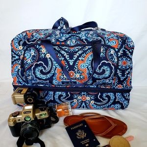 vera bradley lighten up foldable rolling duffel